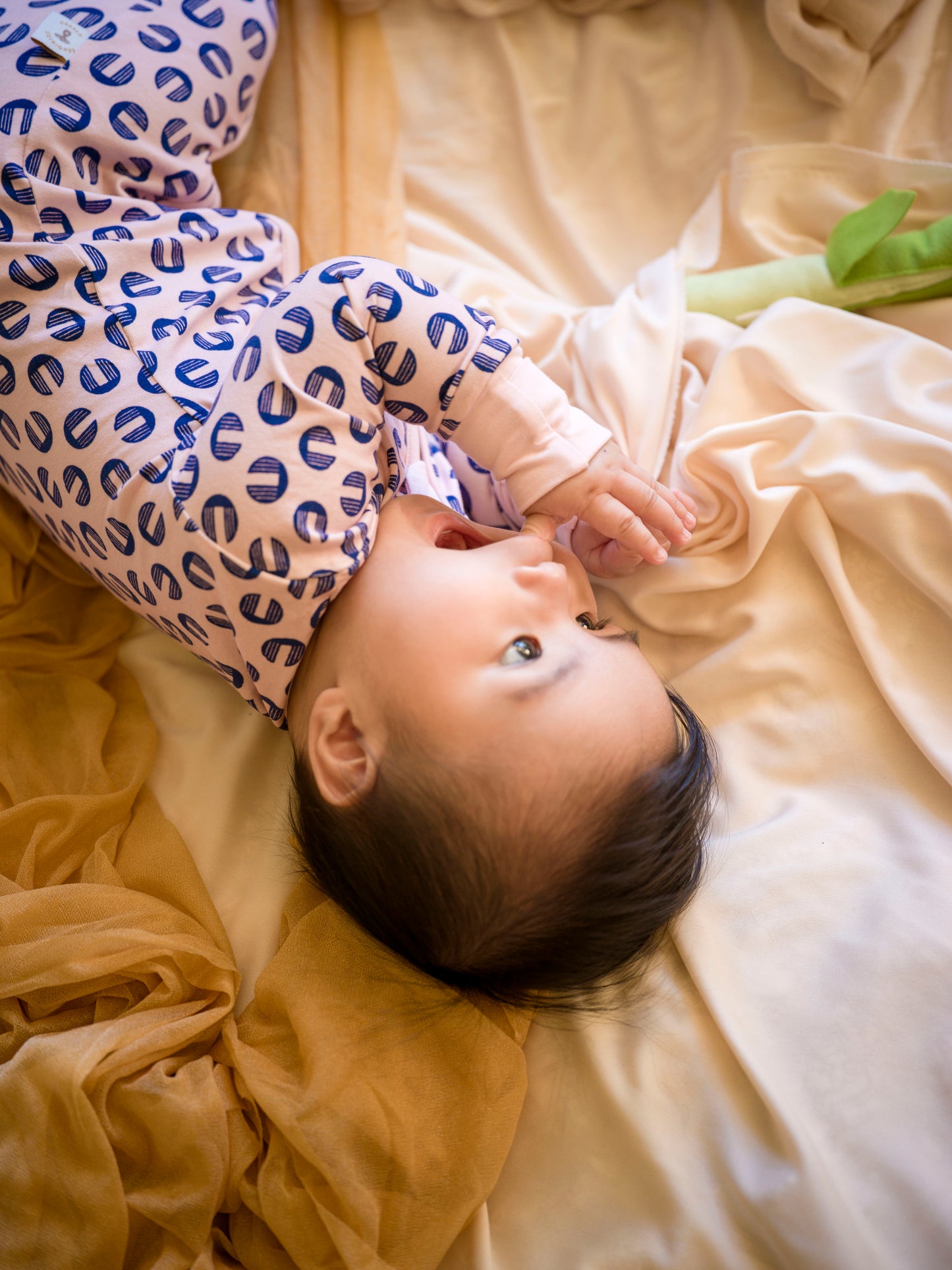 Kahawa Zipper Sleeper